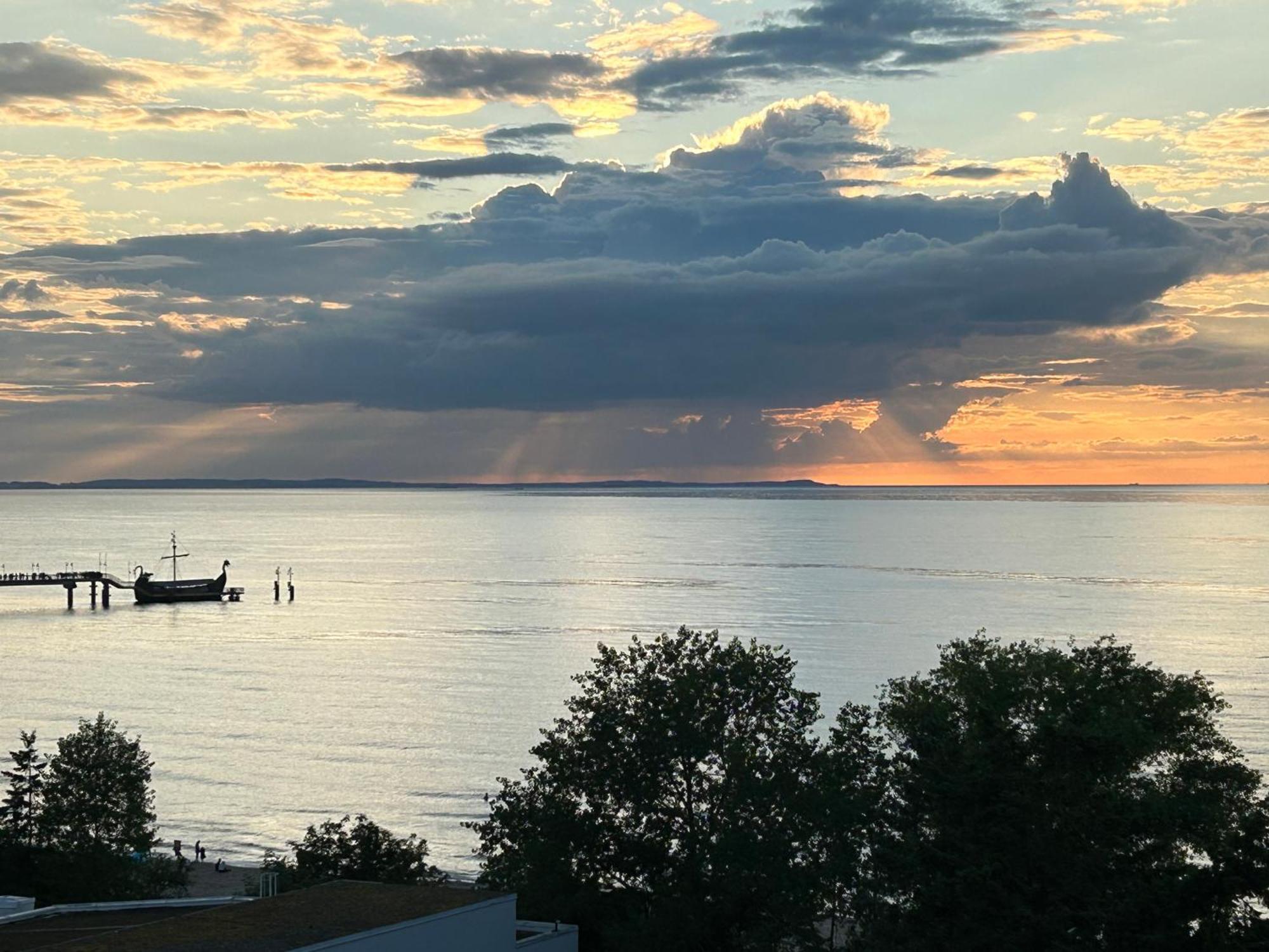 Appartamento Luxe Baltic Sunset Miedzyzdroje Esterno foto